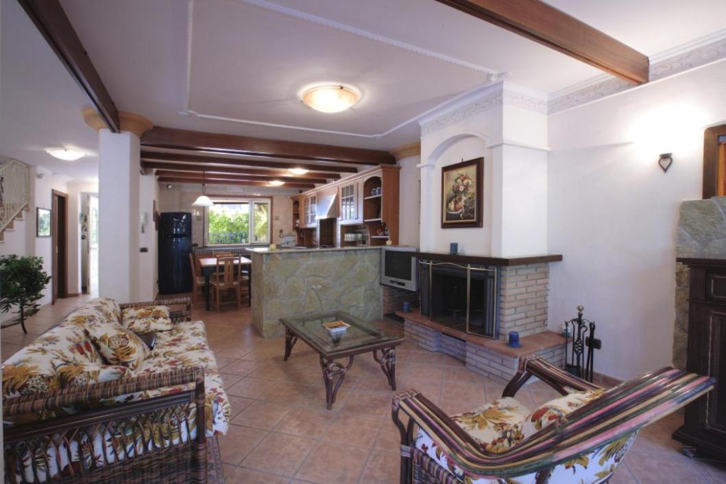 Villa Francesca ซอร์เรนโต ภายนอก รูปภาพ
